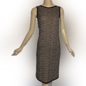 St John Collection Wool Blend Sheath Dress Navy Textured Knit Sz 2 Sleeveless
